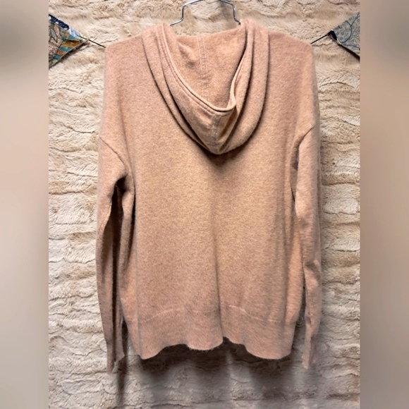 100% Cashmere Sweater Size M - Picture 2 of 3